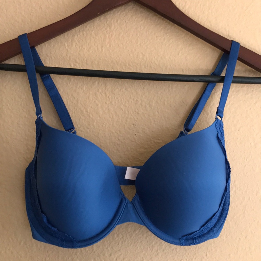 Victoria’s Secret Demi/Demi Buste blue bra